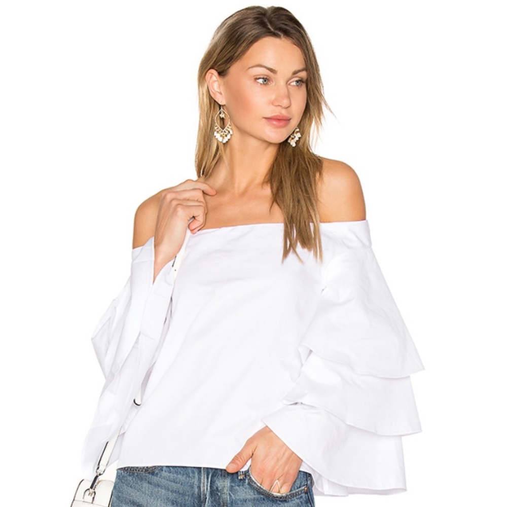 REVOLVE Tiered Top in White
Endless Rose